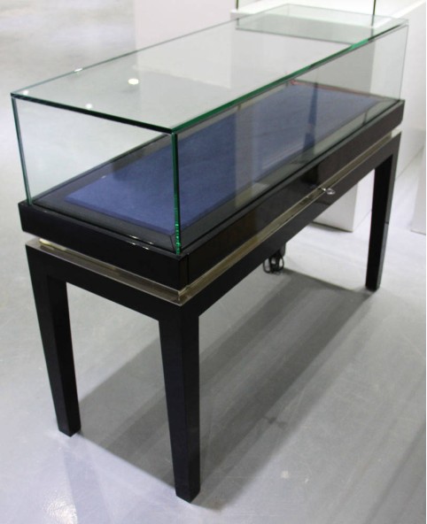 Armadietti vetrina per gioielli con piano in vetro nero lucido per negozi